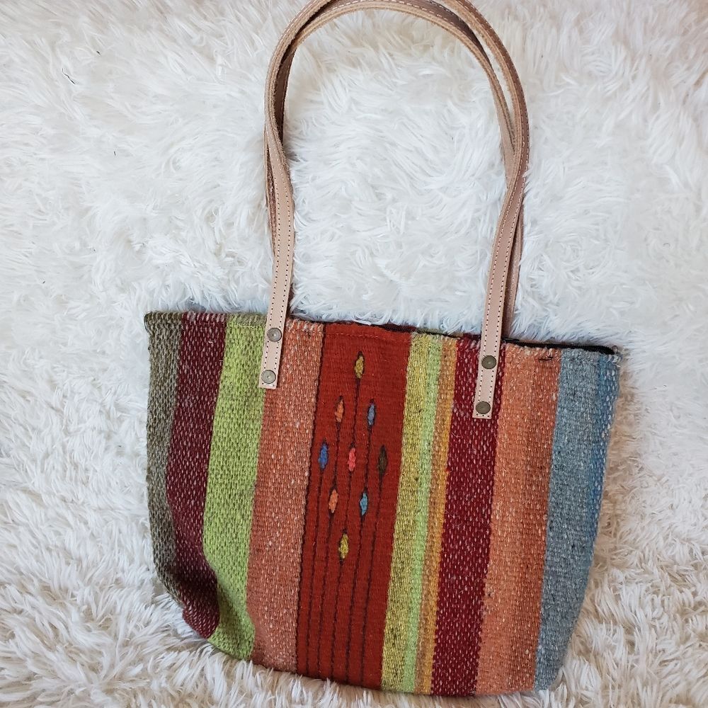 Hand Made Wool Tote Bag - Picture 2 of 9